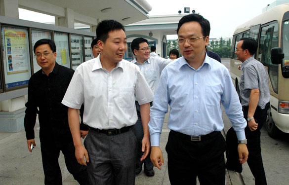 常州市副市长高清来人生就是博集团视察