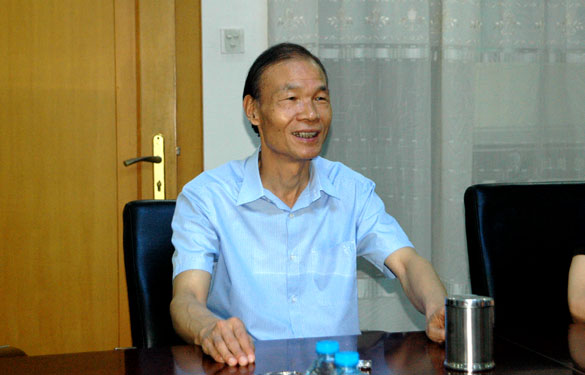 溧阳市代市长苏江华来人生就是博指导事情