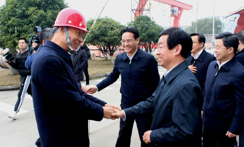 常州市委书记齐家滨一行来人生就是博电缆调研