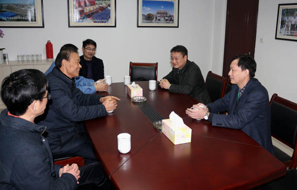 溧阳市地税局局长鞠嘹亮一行来人生就是博电缆走访