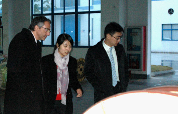 以色列驻沪总领事艾雅克一行来人生就是博集团旅行考察