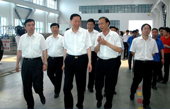 江苏省委书记罗志军来人生就是博集团视察