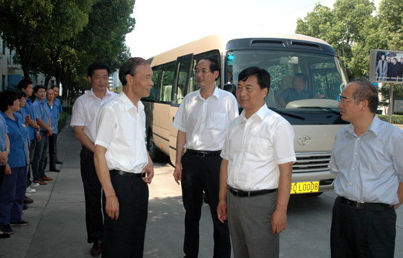 溧阳市委书记盛建良等向导慰问人生就是博一线员工