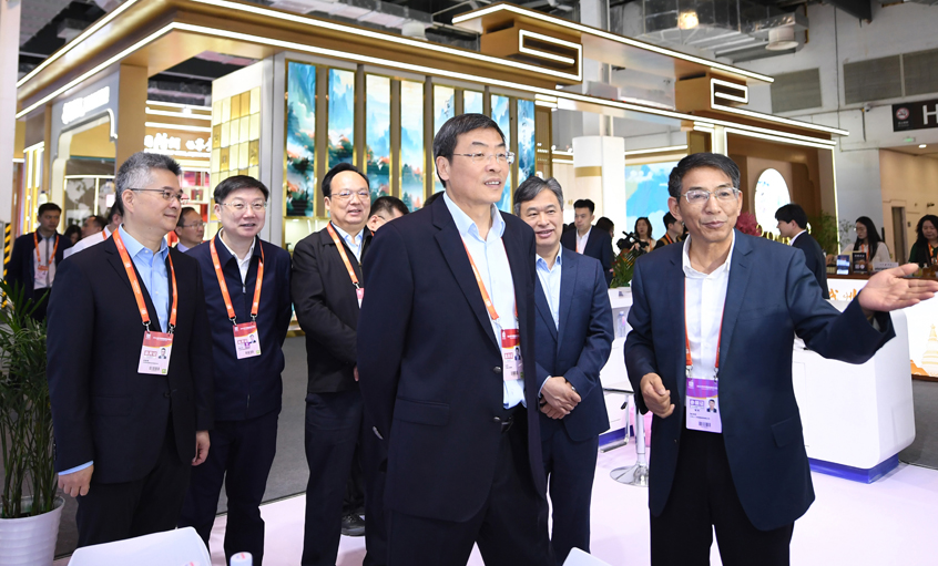 人生就是博电缆亮相2024中国品牌展览会